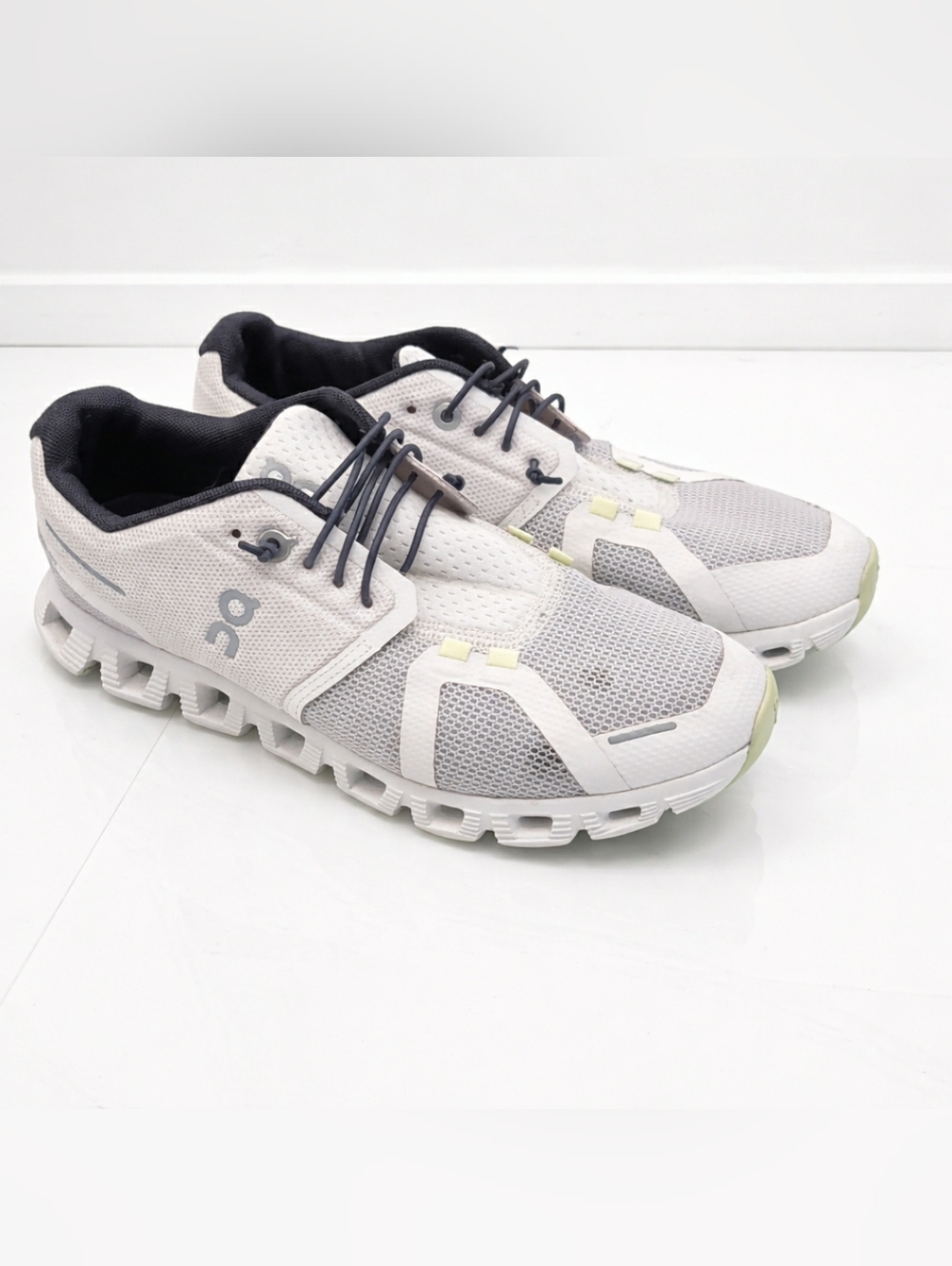 On Running Women's Sneakers - Black, Gray & White
